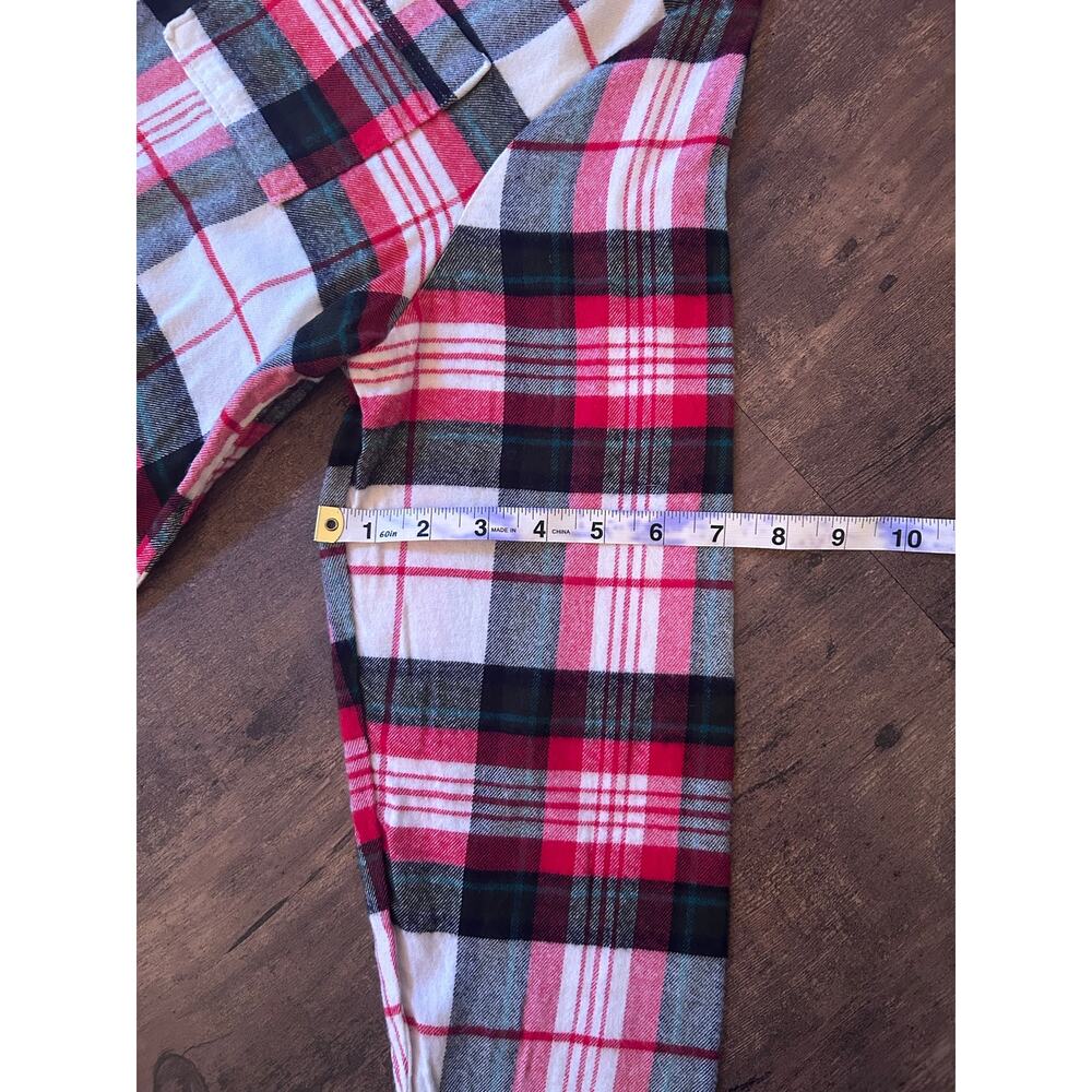 Women’s Super Soft Lightweight Loose Fitting Holiday Red & Green Winter Flannel - Picture 7 of 10